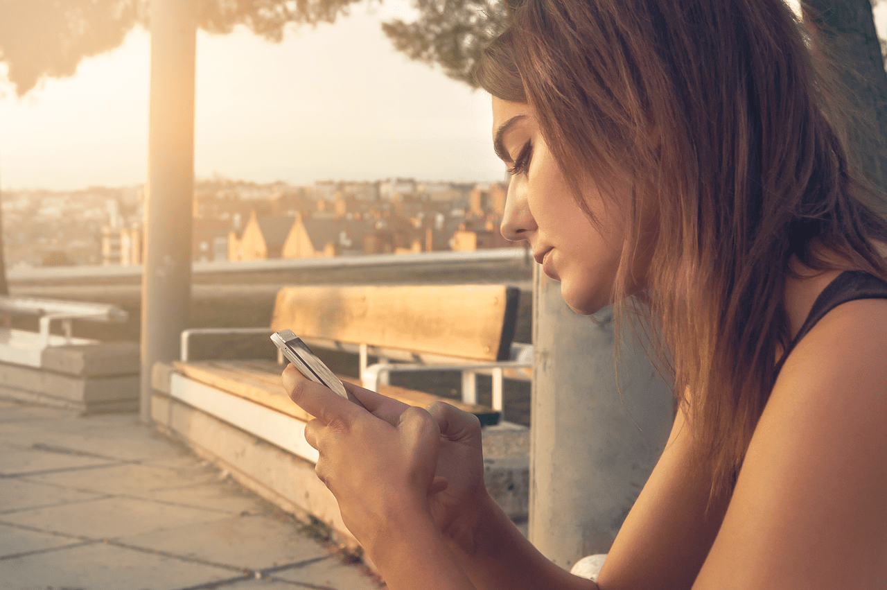 Comment utiliser gratuitement le chat nrj